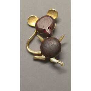 Vintage 1960's Mouse Brooch Gold Tone Wood Accents Red Rhinestone Eyes Adorable